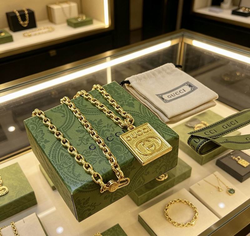 Gucci Necklace 06yxs109